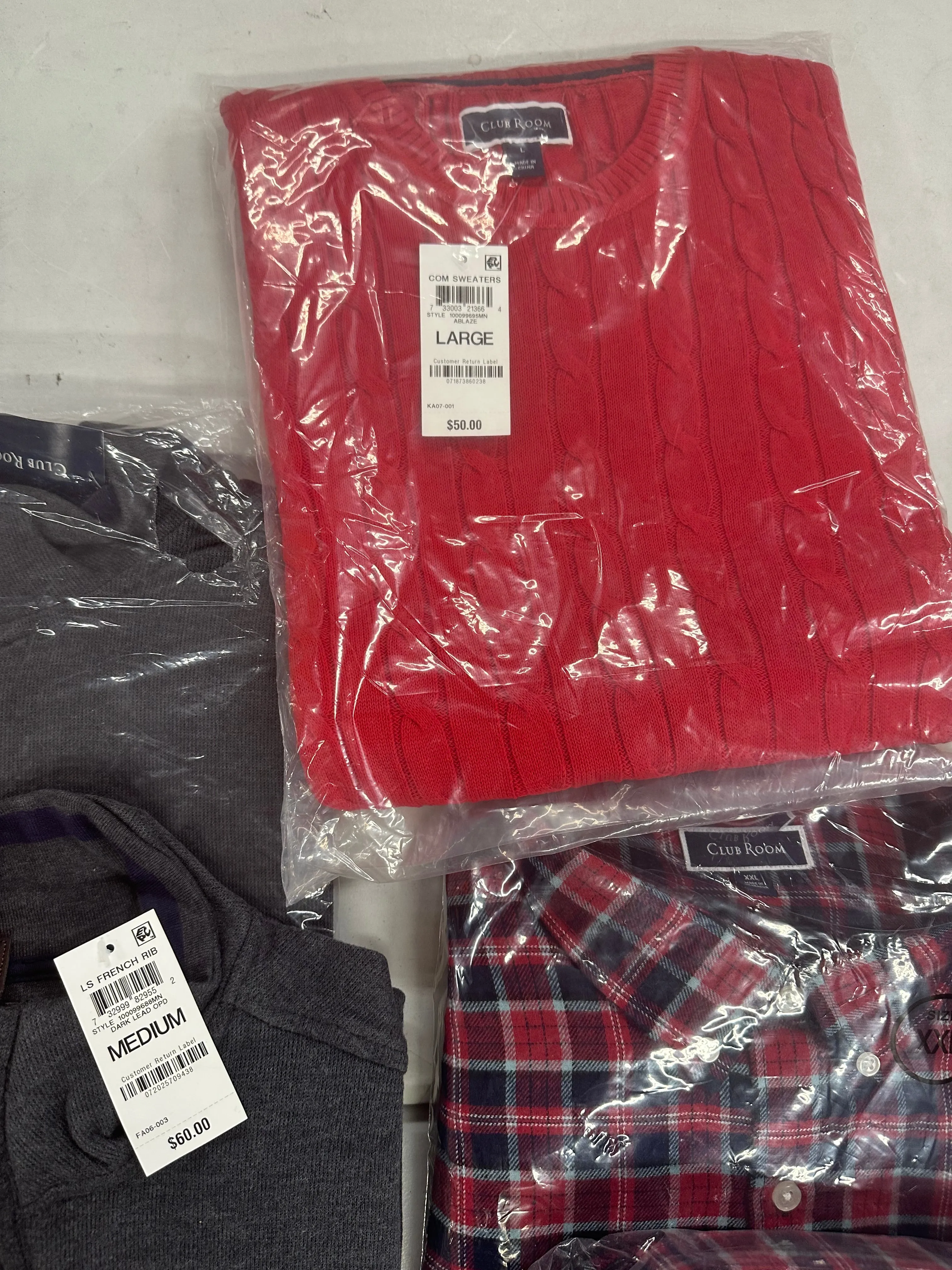 Men's Clothing Assorted Wholesale Lot, LEVI'S, POLO RALPH LAUREN, ADIDAS, EDDIE BAUER, HEAT HOLDERS and more, 11 items, Shelf Pulls, MSRP $511
