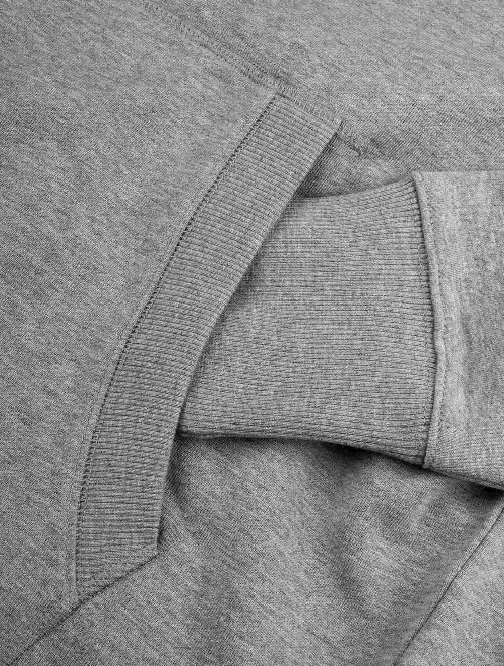 Retro Shield Half Zip Sweat Grey Melange